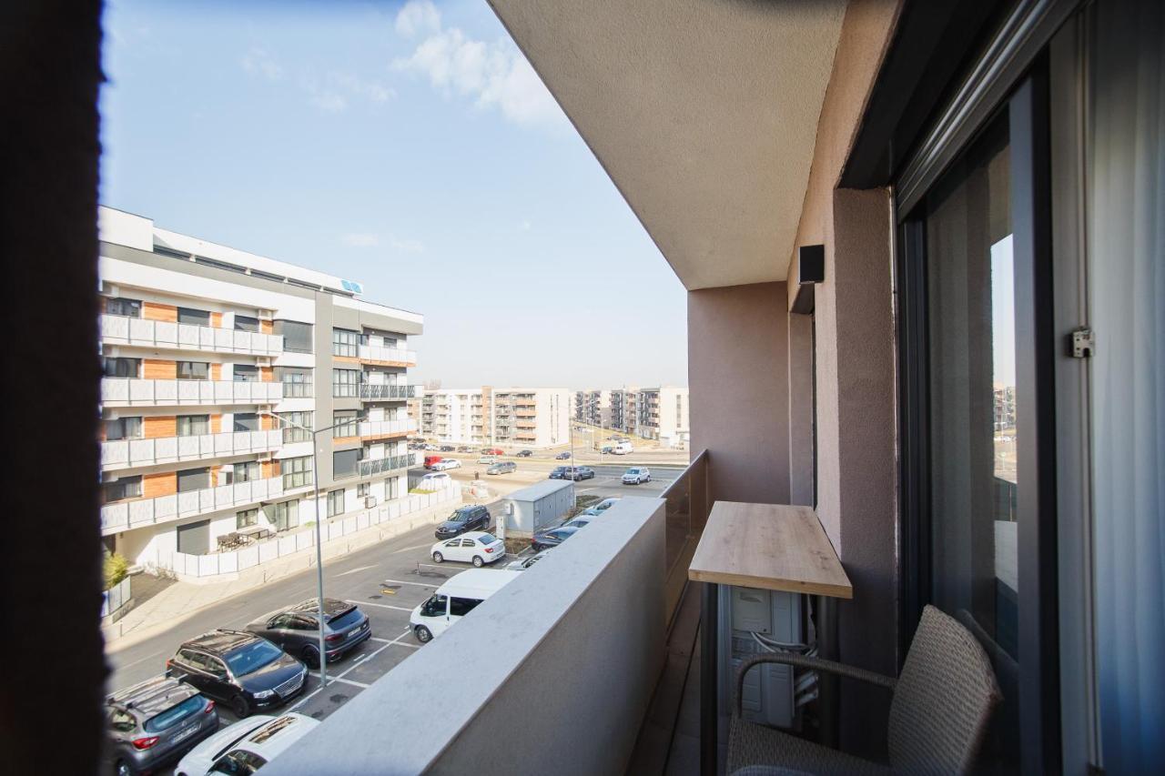 Retreat To A Stylish Home At West Residence Oradea Zewnętrze zdjęcie