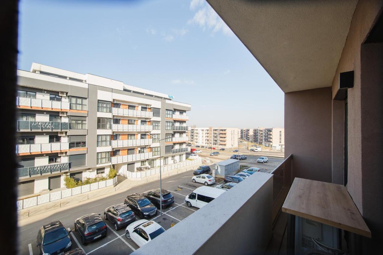 Retreat To A Stylish Home At West Residence Oradea Zewnętrze zdjęcie